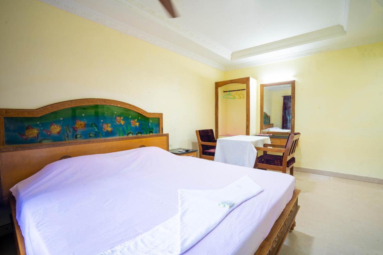 Hotel Tamilnadu, Courtallam I Kuttālam Exteriér fotografie