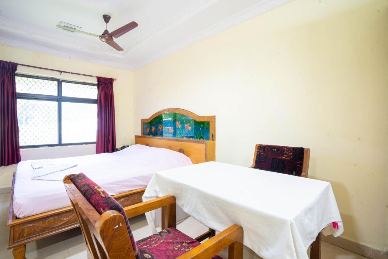 Hotel Tamilnadu, Courtallam I Kuttālam Exteriér fotografie